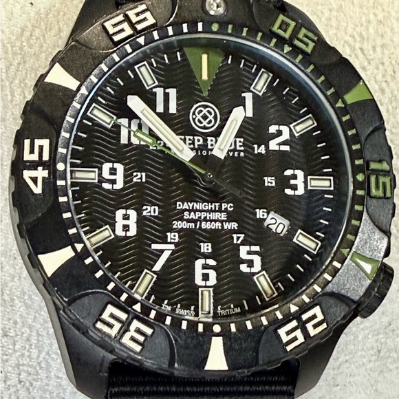 DEEP BLUE Day/Night PC Date Diver Mens Sport Watch. - Picture 3 of 8